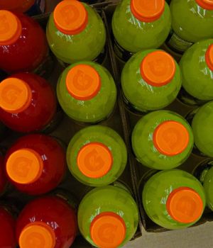 8/8 Colorful Drink Bottles