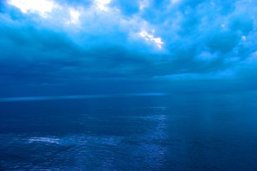 8/16 Looking Out on Lake Michigan NearFishermansIsldApproachingStorm-sm